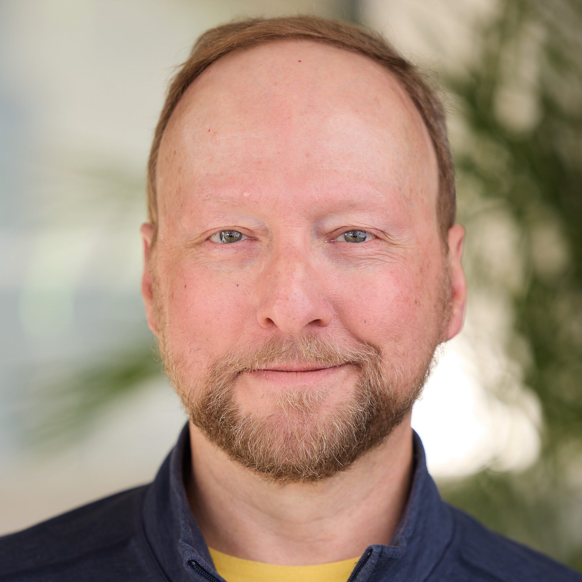 Dale 2025 headshot square
